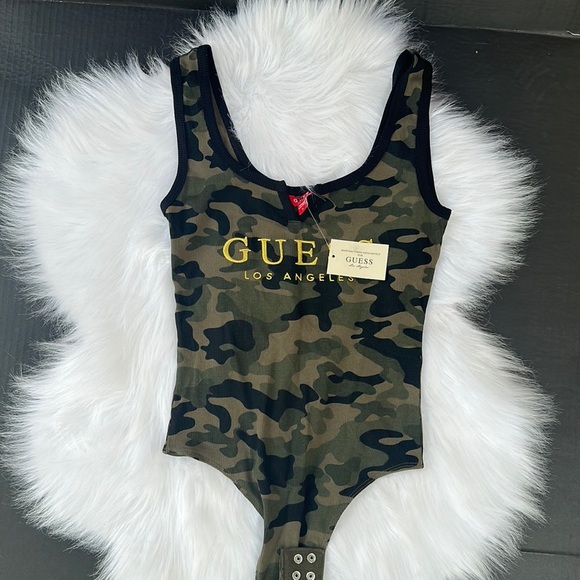 New GUESS Women’s Bodysuit SZ S - Picture 1 of 5